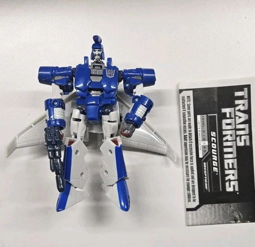 Transformers SCOURGE Generations Deluxe Class CHUG Classics 3.0 complete - product listing photo