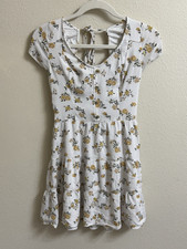 Hollister XS White Floral Smocked Scoop Neck Cap Sleeve Short Sundress