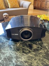 SONY BRAVIA SXRD VPL-VW60 1080p Home Cinema Projector