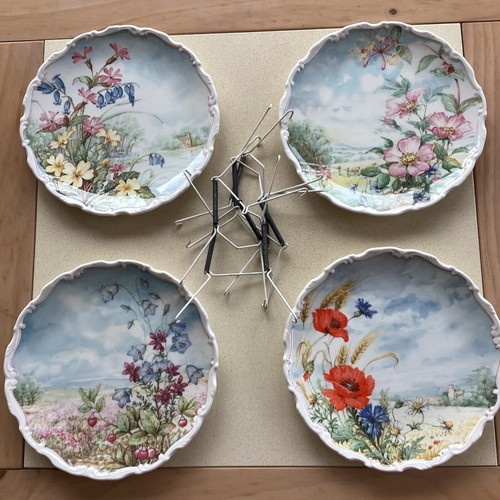 Flowers of the Hedgerow collection plates 1989 x4 with plate hangers - Picture 2 of 11