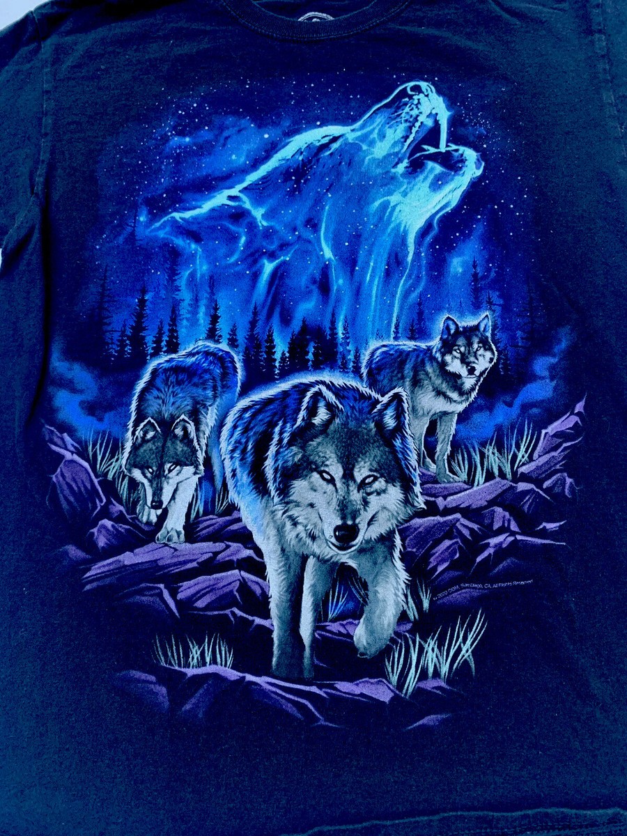 DOM Size Medium Black Three Wolfpack Howling Graphic Short Sleeve