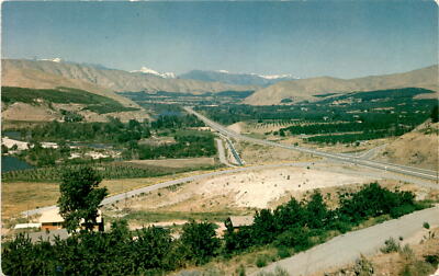 Wenatchee Valley, Cashmere, Cascade Mountains, J. Boyd Ellis, Arlington Postcard