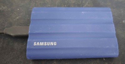 Samsung T7 Shield 1TB Blau | Externe SSD USB 3.2 | Wie neu (nur 100GB written)