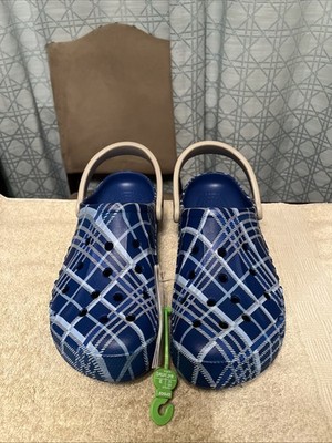 Crocs Baya Holiday Plaid Clogs Christmas Blue Jean Comfort 