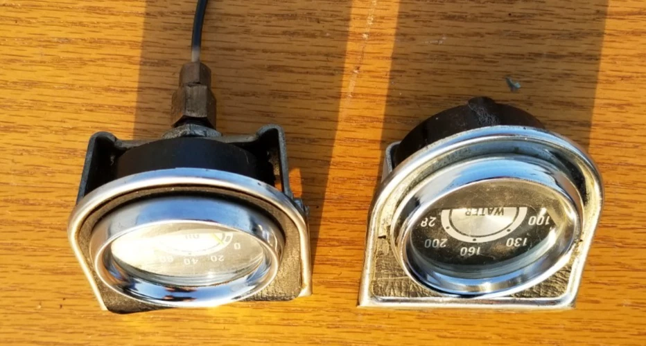 Vintage Gauges Oil Pressure Water Temperature Ford Chevy Mopar Pontiac - Image 4 of 4