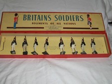 VTG BRITAINS URUGUAYAN ARMY MILITARY SCHOOL CADETS SET 221 BOXED