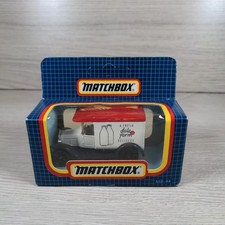 Matchbox MB-44 1921 Model 'T' Ford Diecast Van Dales Farm Sealed Box