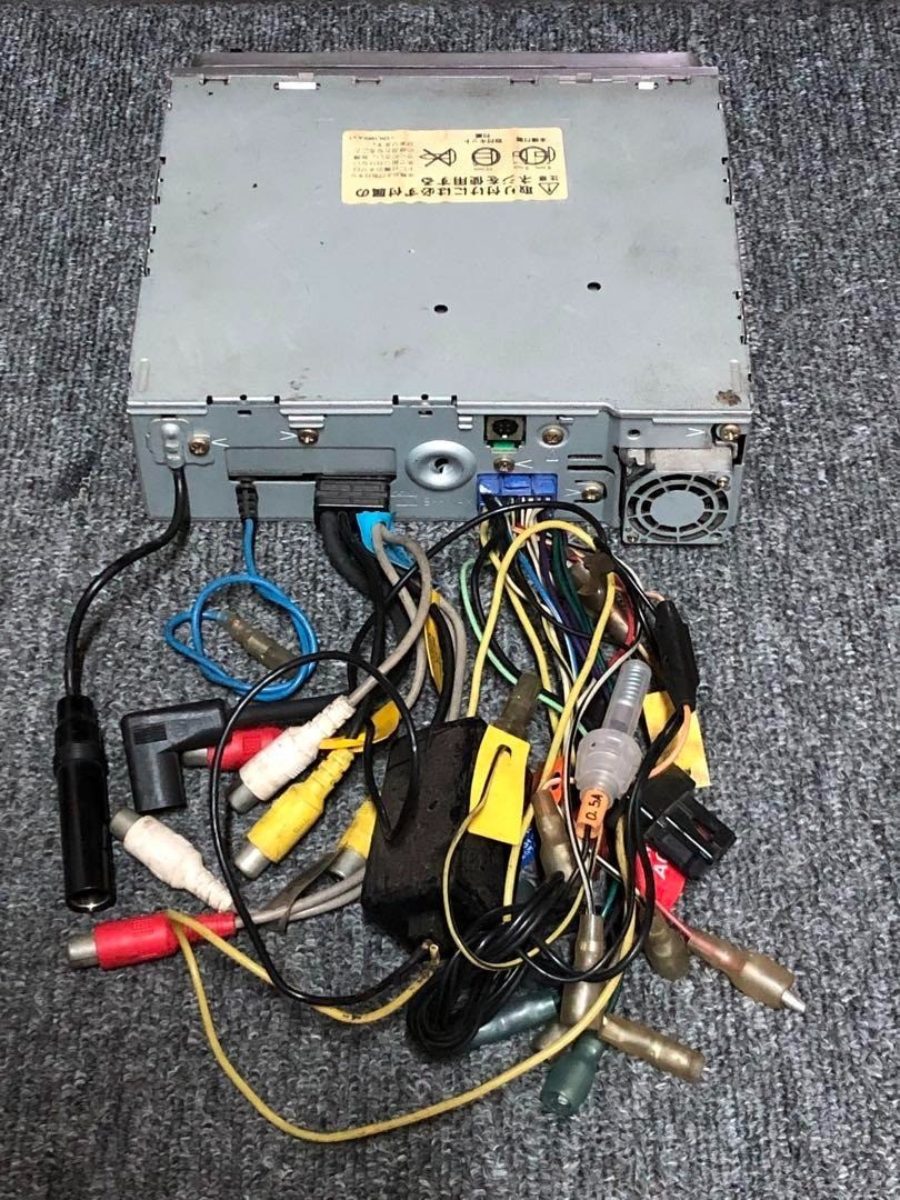 Pioneer Carrozzeria DVH-P717 Radio DVD CD Tuner Head Unit Car