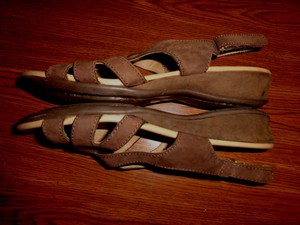 i love comfort fisherman sandals