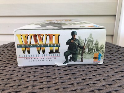 WWII DRAGON GERMAN WEHRMACHT GRENADIER UKRAINE 1943 ARNDT WWII DRAGON GERMAN WEHRMACHT GRENADIER UKRAINE 1943 ARNDT