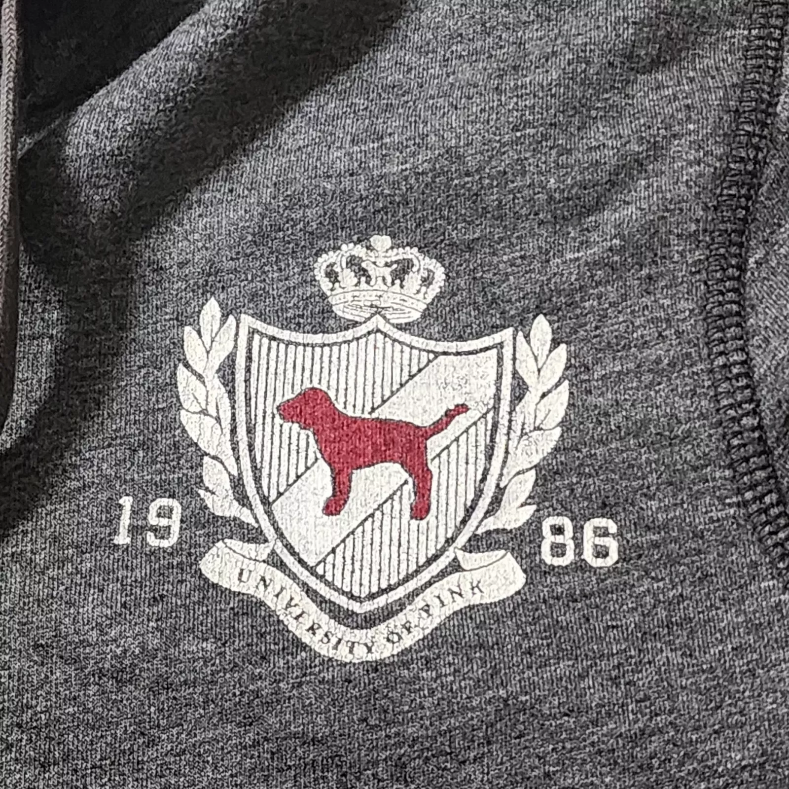 victoria-secret-vs university of pink hoodie