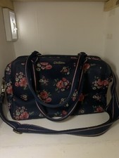 CATH KIDSTON Oilcloth Classic Roses Handbag Crossbody Purse Shoulder Bag