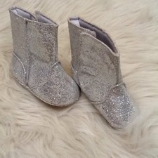 Trimfoot Co Baby Girl Boots Size 3 Silver Glitter