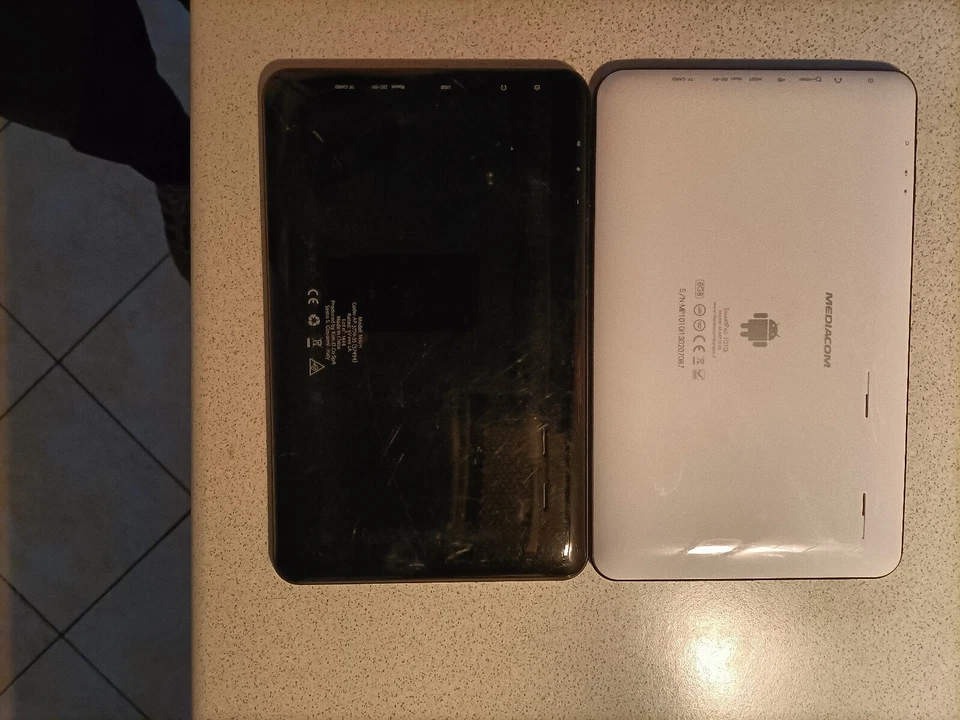 Coppia Tablet Usati Mediacom Funzionanti Con Android 4.04 - Immagine 2 di 4
