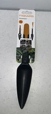 Fiskars 340110-1001 Seed Planting Trowel, Black NWT