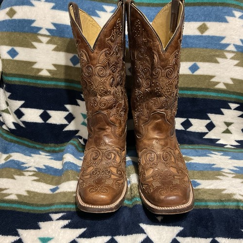Corral Women's Inlay and Stud Accents Boot - Square Toe - A3326 Sz 9