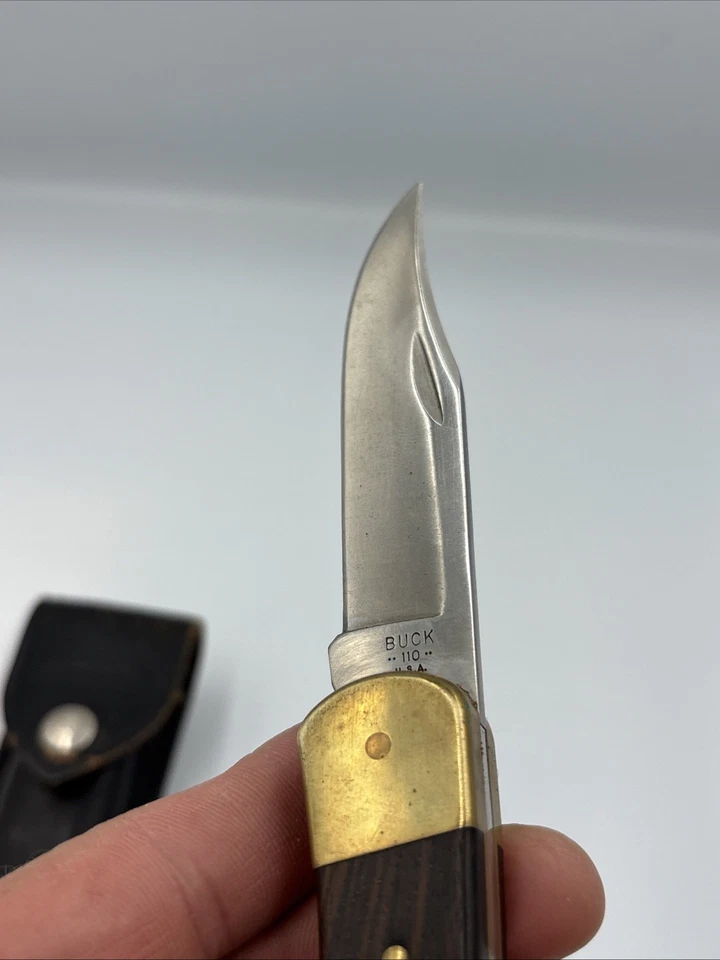 Buck USA 110  Lockback Knife 4 Dot Vintage 1981-1986.  Black Sheath - Image 3 of 4