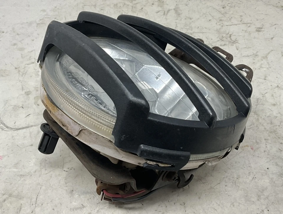 2000-2006 SUBARU BAJA LEGACY OUTBACK FOG LIGHT RIGHT PASSENGER OEM - Image 3 of 4