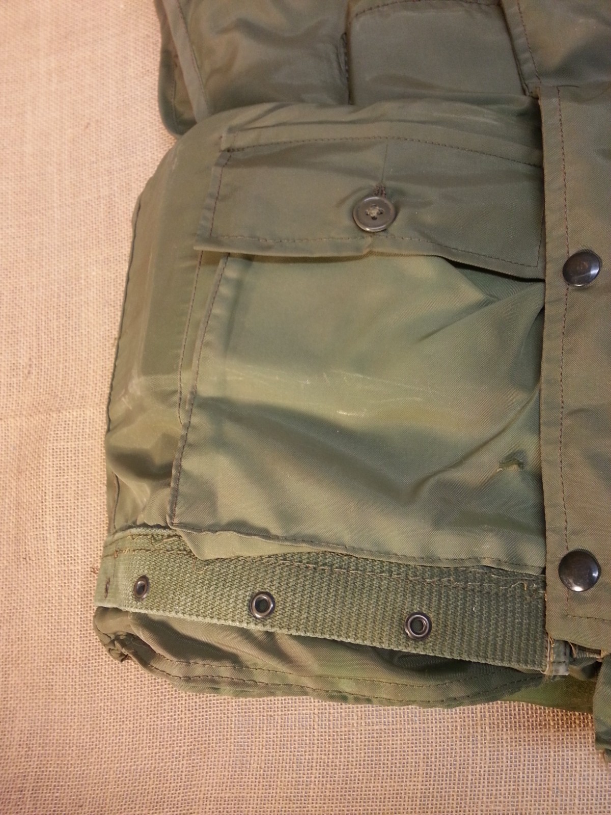 USMC Marine Corp Issue Large Size?? Fragmentation Vest  MFG 1960s Era Very Nice