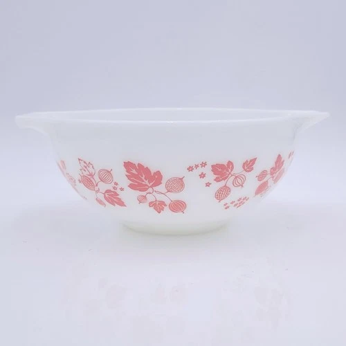 Vintage Pyrex Pink Gooseberry 443 Cinderella Nesting Bowl 2 1/2 Quart