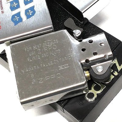 アンティーク雑貨 Canada Zippo 1999 1999 Zippo Lighter 50 Canada 50th Anniversary Ltd Edition