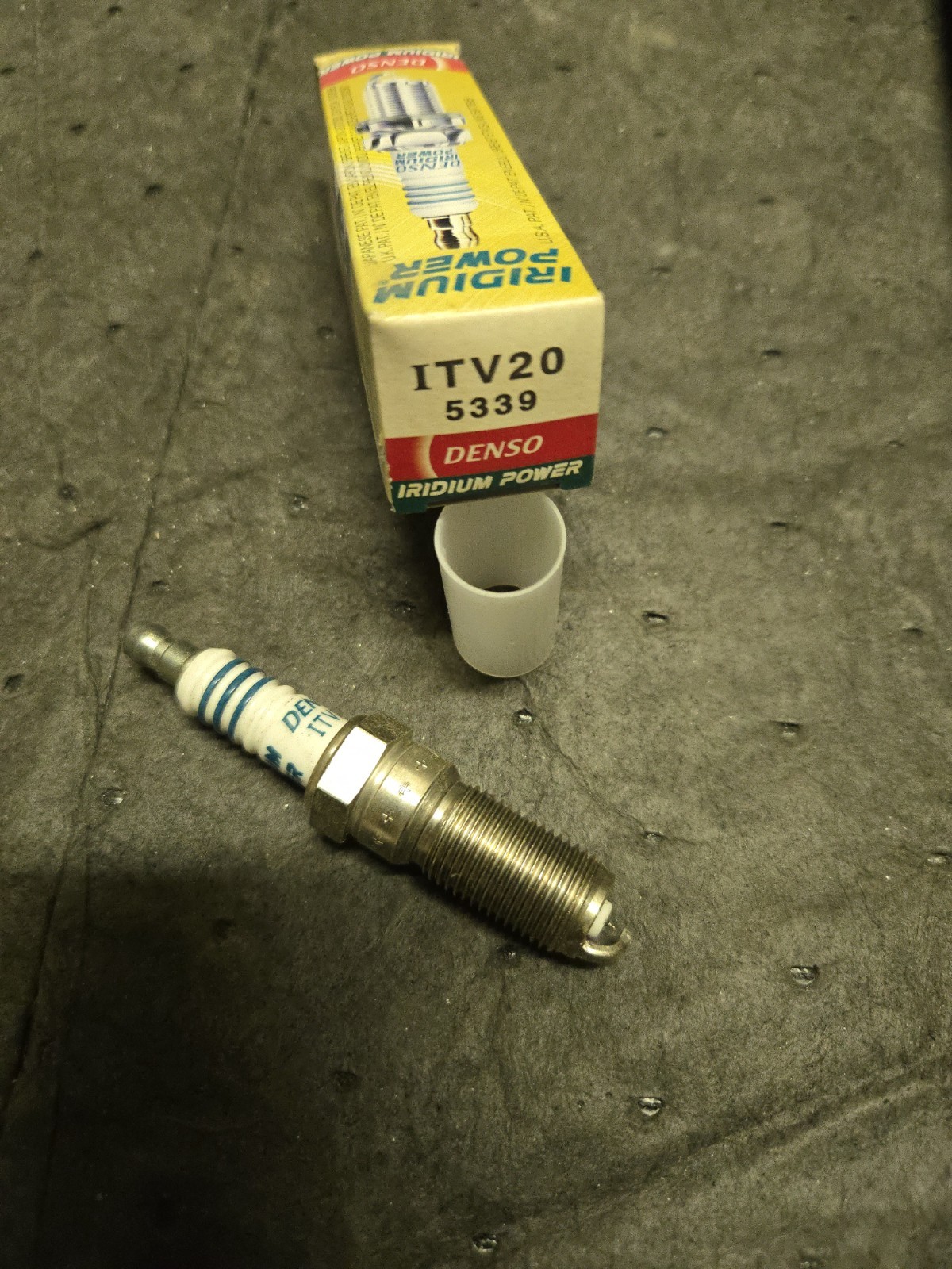 Denso Spark Plug, Iridium, ITV20 5339. SOLD Individually.