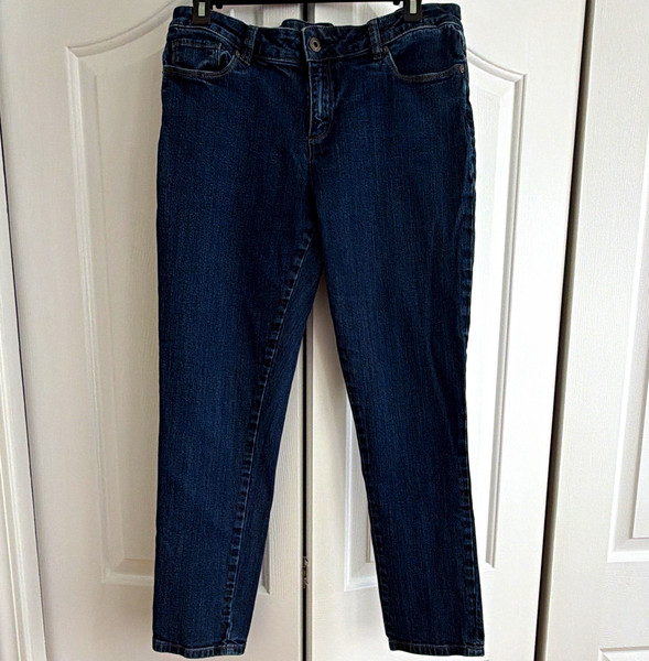 Liz Claiborne Women’s Boyfriend Jeans Size 8 Blue Dark Wash Denim 5-Pocket