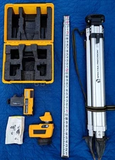 Spectra Precision LaserPlane 130 Level, Receiver 3085, Case, Tripod, Rod, Works