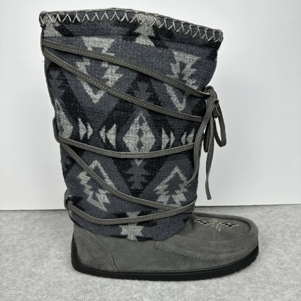 Manitobah Mukluks Boots Womens 8 Gray Suede Aztec Blanket Beaded Faux Fur Lined - Image 2 of 4