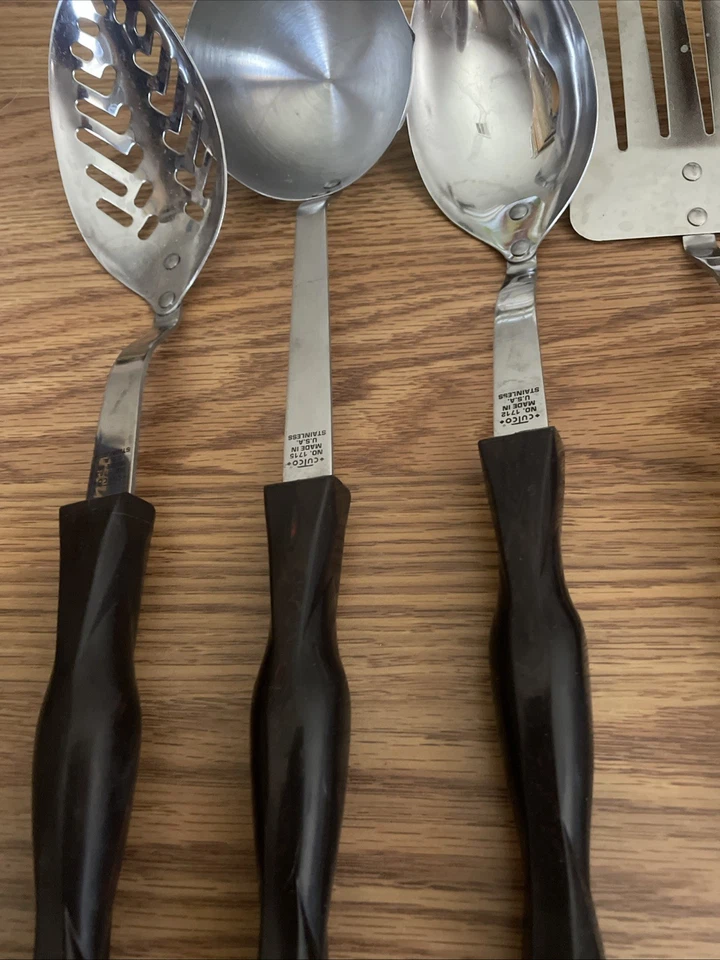 Cucharas para servir sólidas y ranuradas Cutco No. 12 y 13 Remolino Inoxidable Marrón Naranja Foto 2 de 4