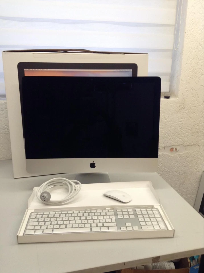 Apple- imac 21,5 Zoll 2015 8 GB Monterey - Top !!! - Bild 2 von 4