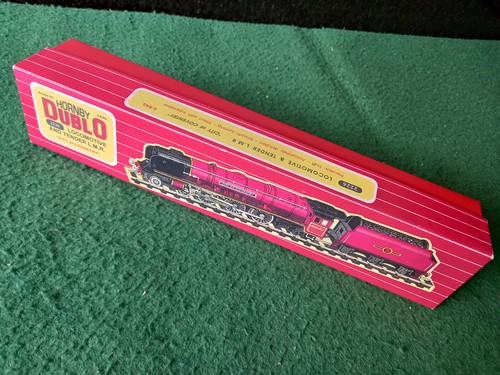 Hornby Dublo 2 Schienen verpackt Neverwazza 46240 City of Coventry in schönem Zustand | Condition: Used