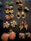 Estate GoldTone Clip On Earring Lot — photo 4