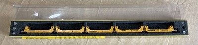 Deluxe Innovations N scale TwinStack 5 Unit articulated container car  TT/ATSF