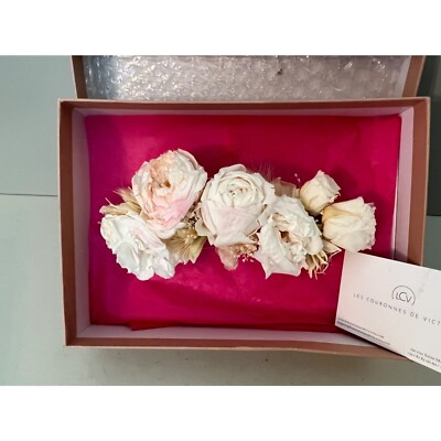 BHLDN Les Couronnes de Victoire Preserved Flower Rose Comb  display picture 1