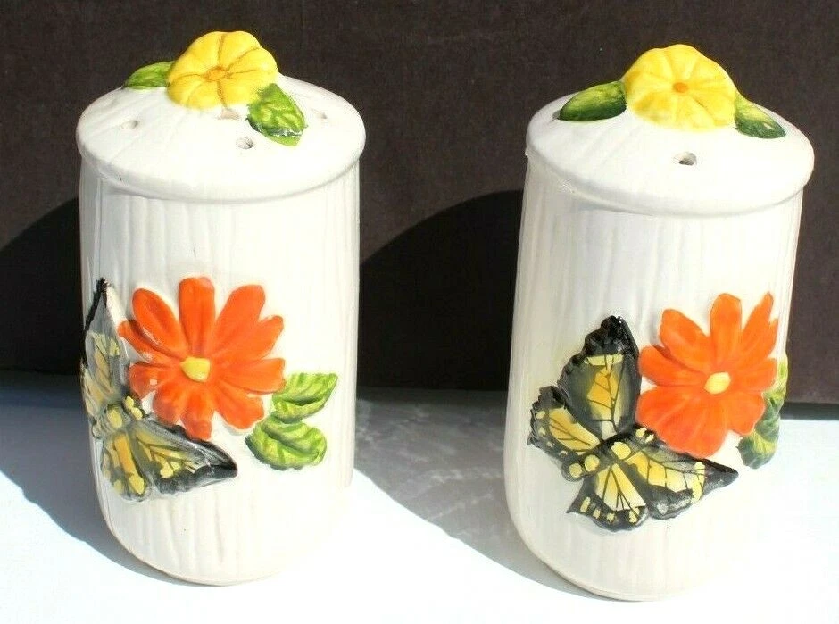 Vintage 1960s Large Log Butterfly & Flower Salt and Pepper Shakers Set
