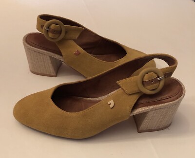 Gios Eppo Ladies Mustard Color Suede shoes, Size 38 (7.5 US)