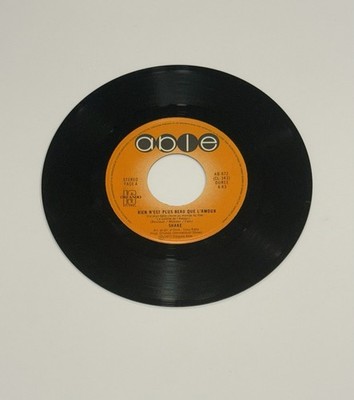 SKAKE - Rien N'est Plus Beau Que L'amour / Vintage Music Vinyl Record