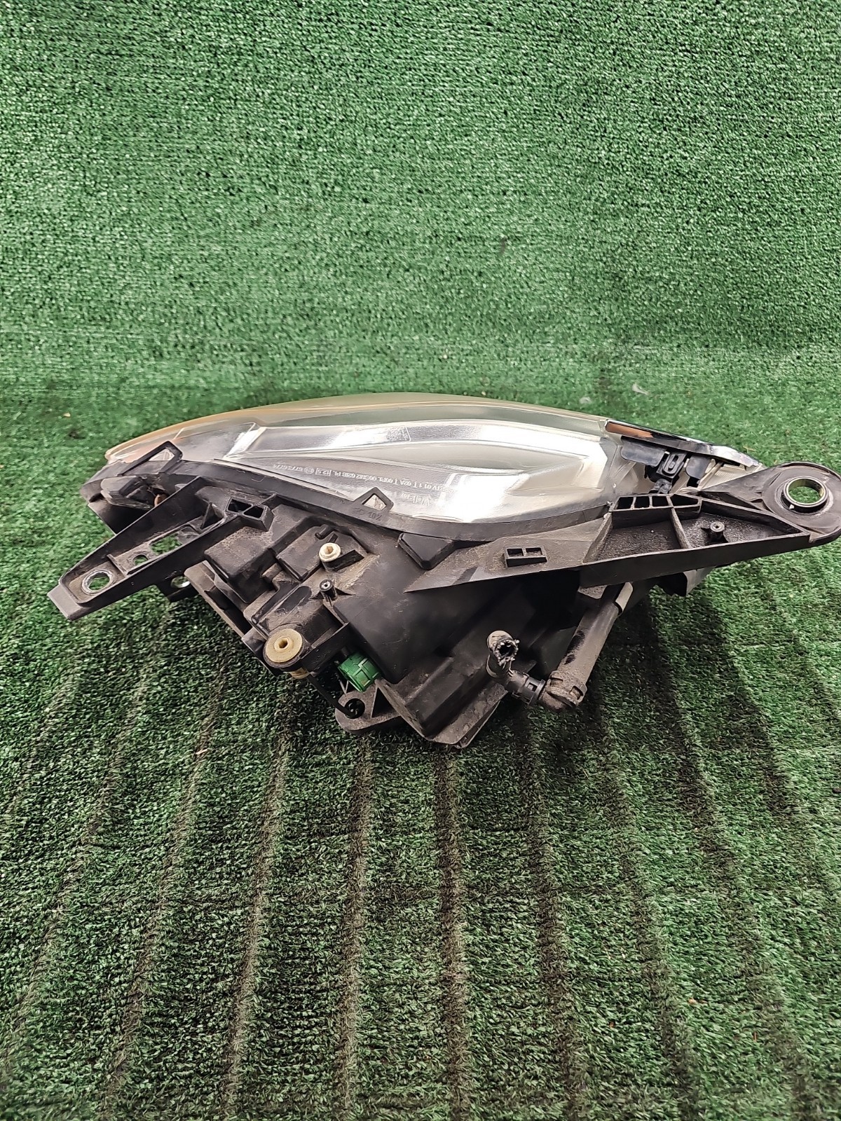 Maserati Quattroporte 2014-2017 Left Headlight