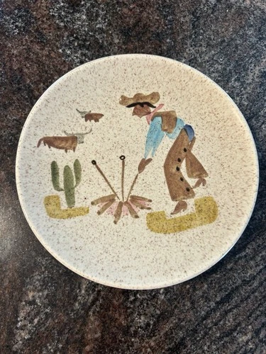 Red Wing Pottery Cowboy Round Up 8 in. Salad Plate #429