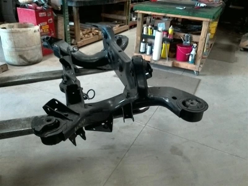 Dodge Charger 2006-2007 tracción trasera subchasis travesaño motor cuna 2,7 L 3,5 L Foto 2 de 2