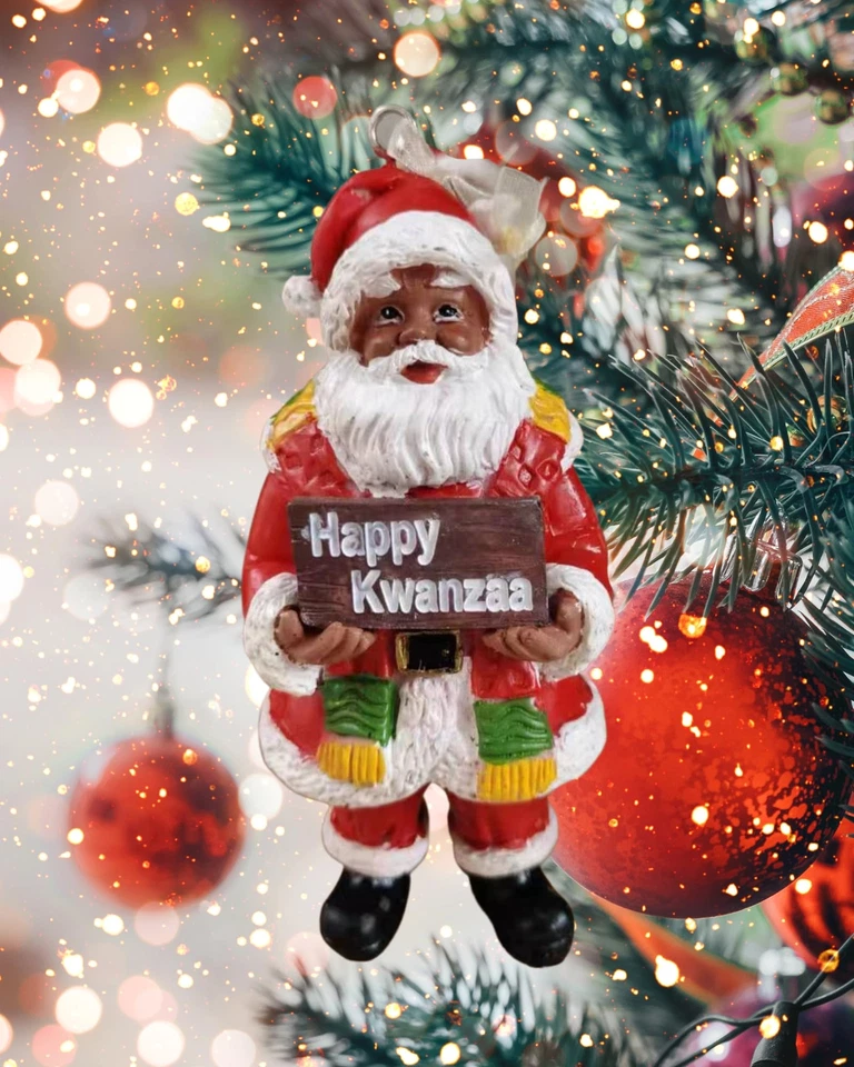 First Fruits Kwanzaa Adorno de vacaciones de Papá Noel negro ~ Feliz Kwanzaa (Blanta) Foto 2 de 2