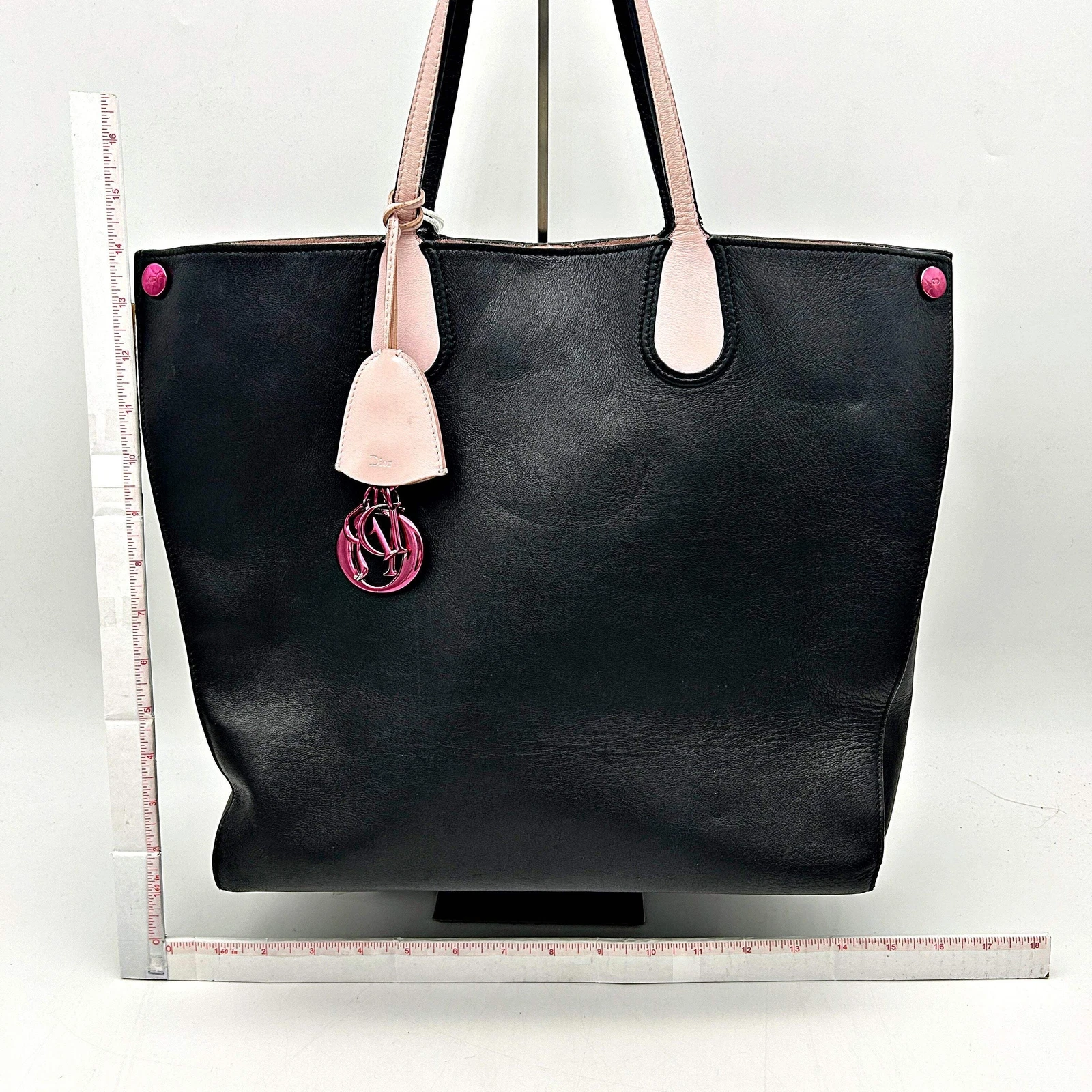 Grand fourre tout Christian Dior Addict Shopping avec pochette   Noir Totes, sacs à main LA693