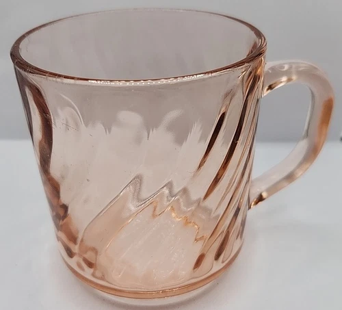 Arcoroc France French Pink Swirl Glass Rosaline Coffee Mug