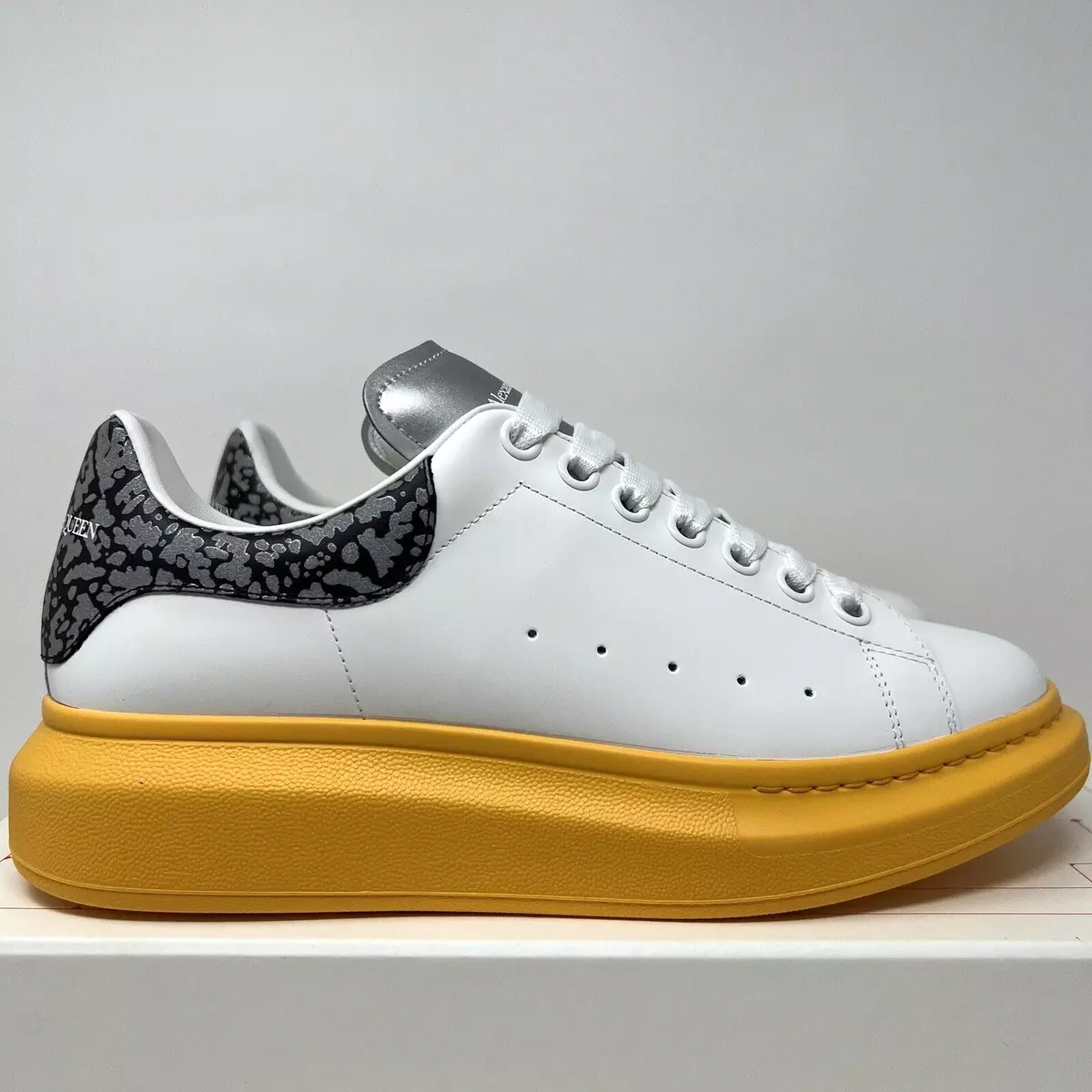 Alexander McQueen Men's Oversized Spray Sneakers 12 US / 45 EU White Blue |  eBay