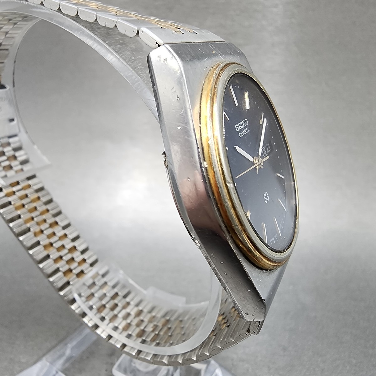Seiko SQ Watch Men 34mm Blue Dial Two Tone Daydate Round 7813-6019