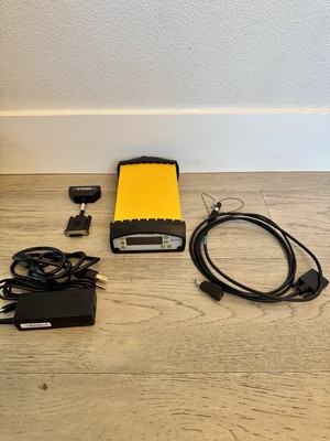 Trimble NetR5 GNSS Reference Station Triple Freq GPS GLONASS FW 48.01 Tested