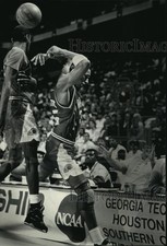 1992 Press Photo Pepperdine University - Doug Christie, Basketball Player