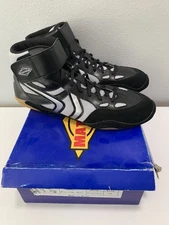 Matman Wrestling SO40 Revenge Wrestling Shoes Men’s 12. Black/Silver New In Box