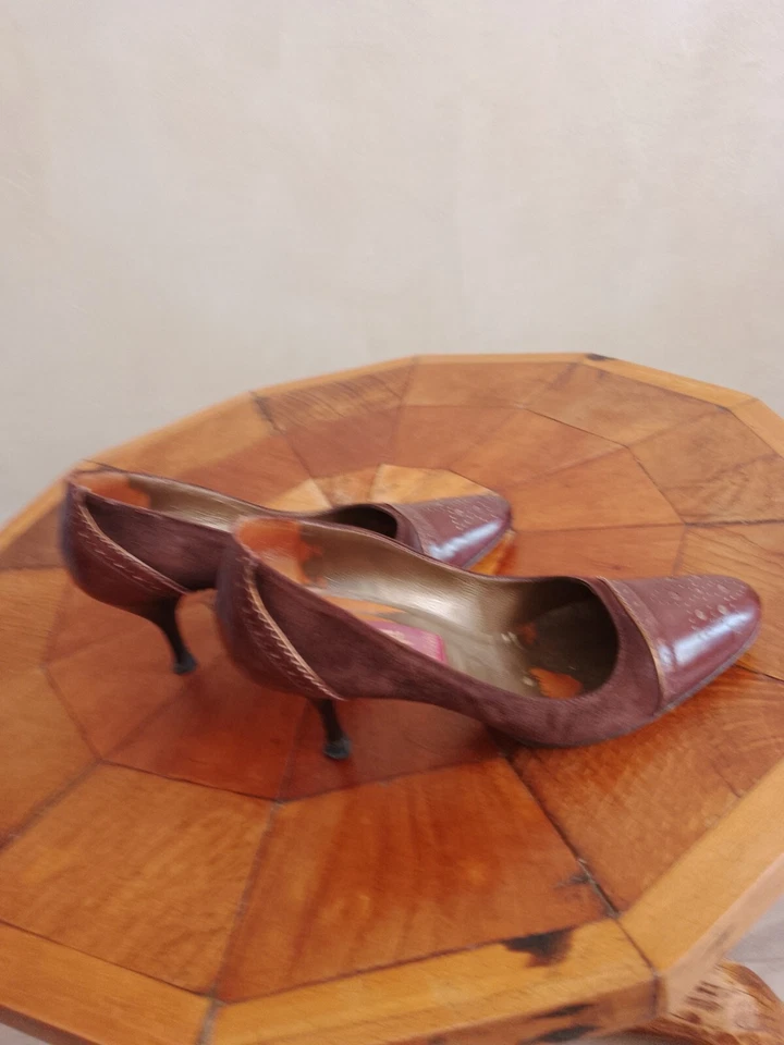 chaussures CAREL escarpins marron 37,5 cuir et daim talons fins - Photo 1/3